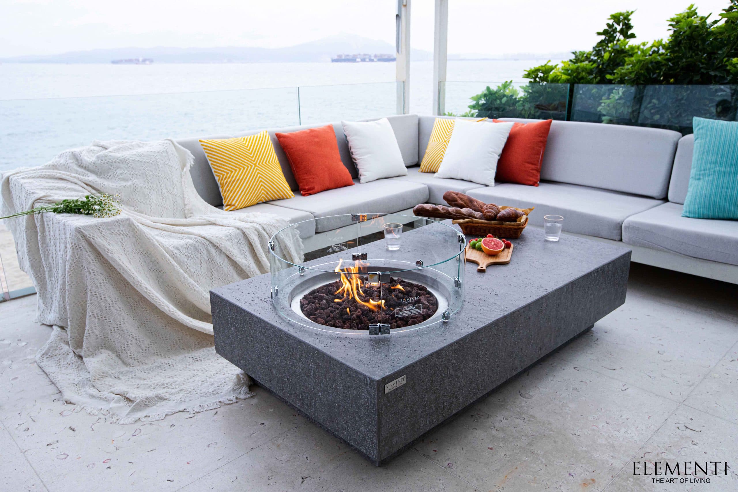 Oblique patio view of Metropolis