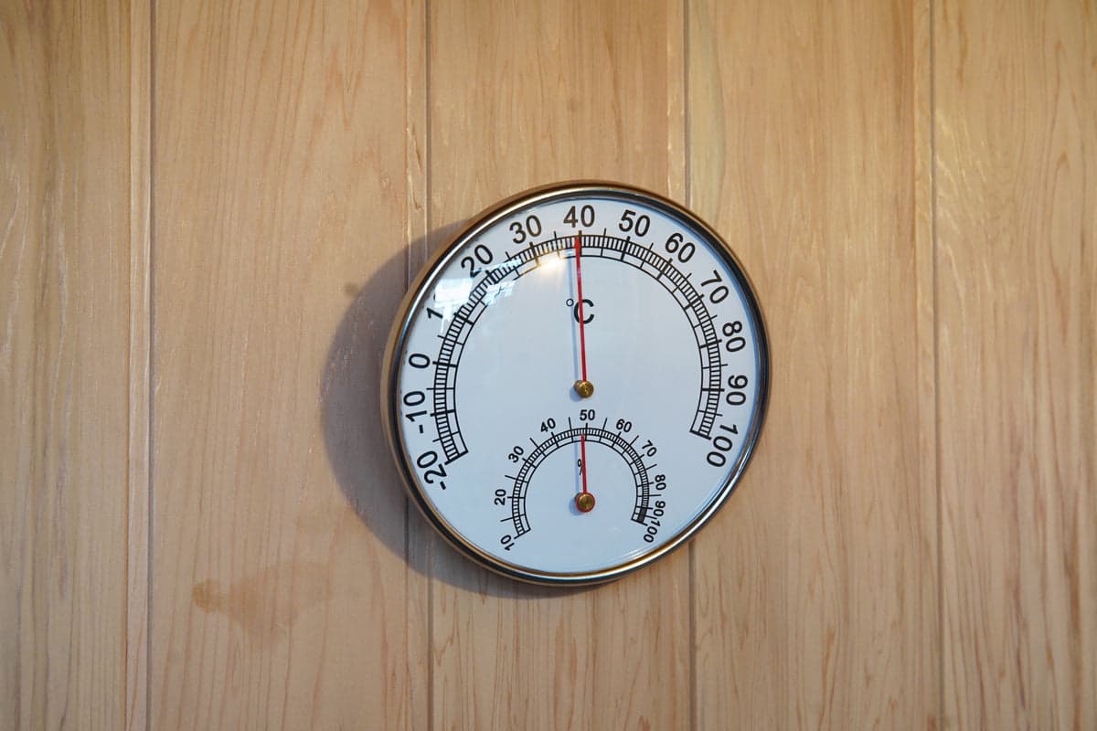 SunRay 1-2 Person Indoor Traditional Cedar Sauna Harvia Heater — interior hygrometer