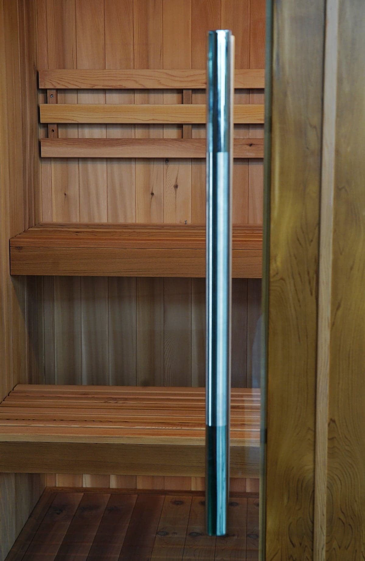 SunRay 4-Person Indoor Traditional Cedar Sauna with Double Bench and 6kW Harvia Heater — glass door handle