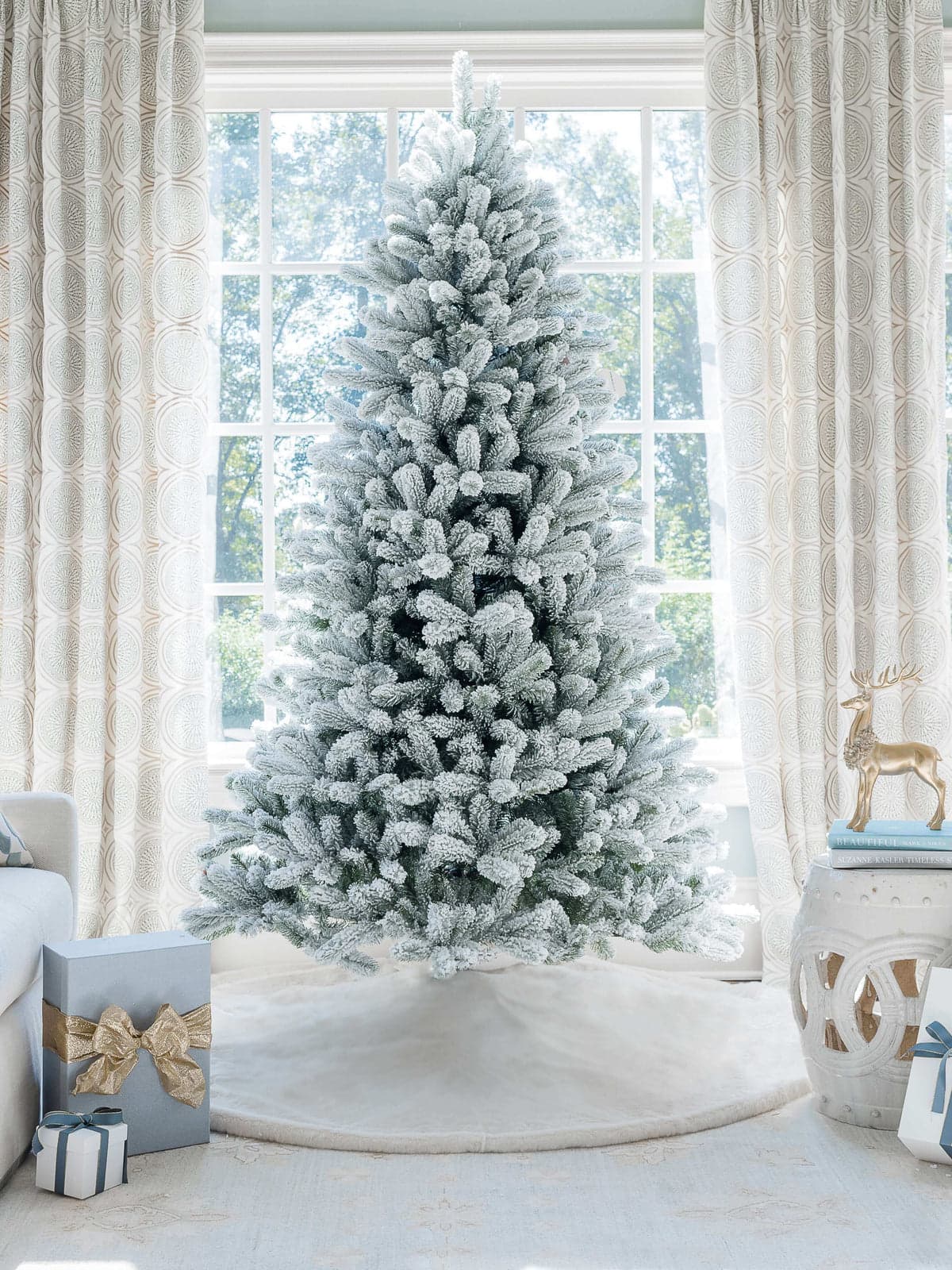King of Christmas 10 ft King Flock Tree with 1,250 LEDs — tree and branch detail 2