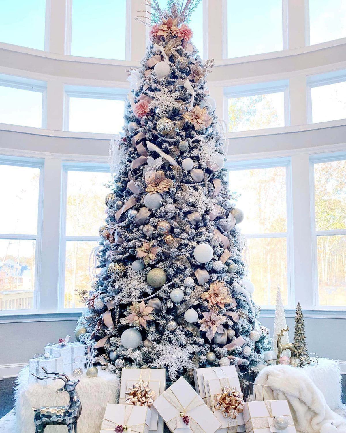 King of Christmas 10 ft King Flock Tree with 1,250 LEDs — tree and branch detail 6