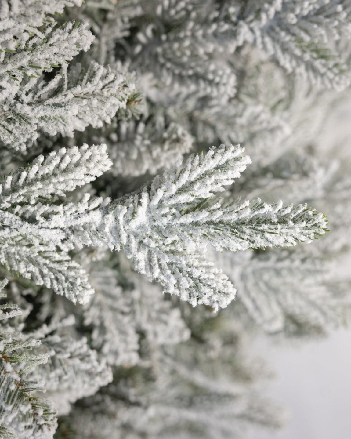 King of Christmas 9 ft Queen Flock Tree with 1,100 LEDs — tree and branch detail 4