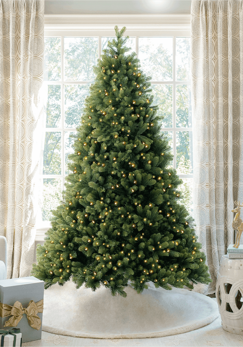 King of Christmas 10 ft Royal Fir Tree with 1,600 LEDs — tree and branch detail 1
