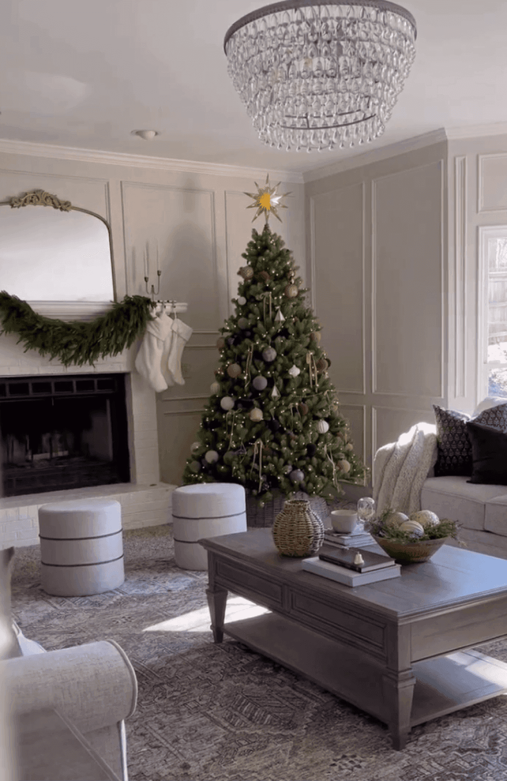 King of Christmas 10 ft Royal Fir Tree with 1,600 LEDs — tree and branch detail 3